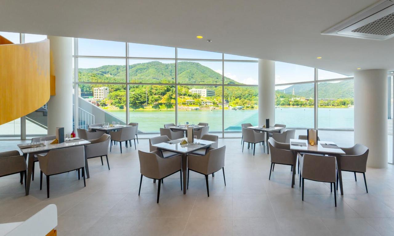 Gapyeong Suiteian Hotel&Resort Exteriör bild